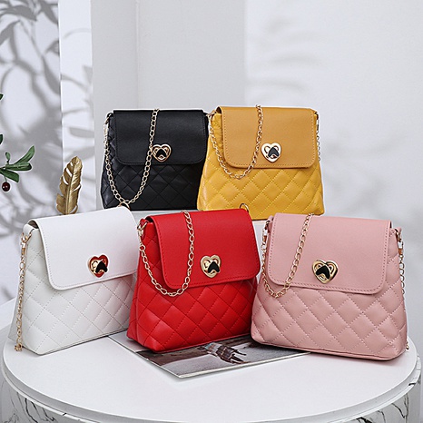 Fashion Heart Shape Lingge Square Buckle Square Bag's discount tags