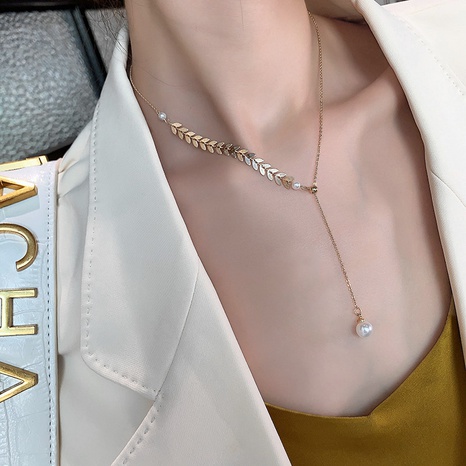 Mode Geometrisch Kupfer Halskette Spleißen Überzug Künstliche Perlen Kupfer Halsketten's discount tags