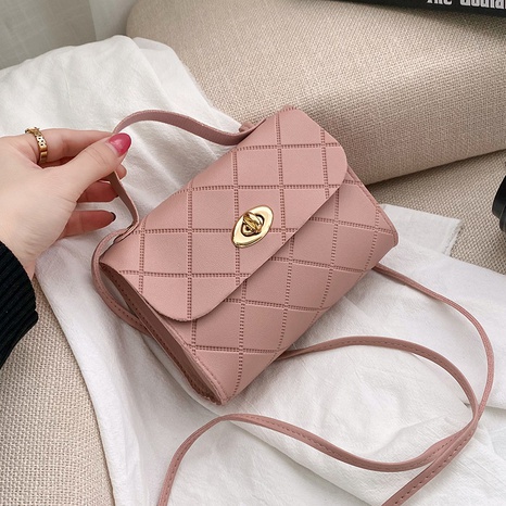 Fashion Solid Color Lingge Square Buckle Crossbody Bag's discount tags