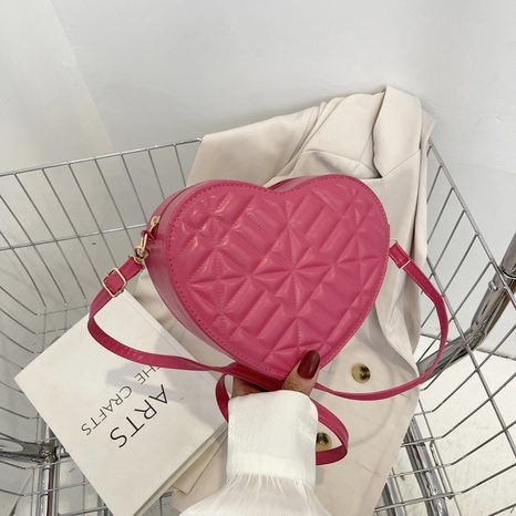 Fashion Heart Shape Quilted Heart-shaped Zipper Shoulder Bag's discount tags