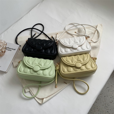 Fashion Solid Color Square Magnetic Buckle Crossbody Bag's discount tags