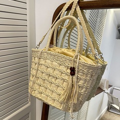 Summer Fashion New Messenger Straw Portable Basket Bucket Bag