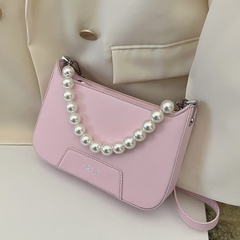 Women 2022 New Fashion Pearl Chain Portable Shoulder Messenger Bag