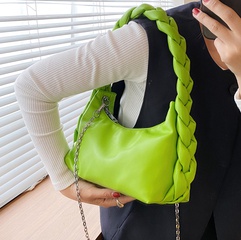 2022 New Fashion Twist Weave solid color chain Underarm Shoulder Handbag