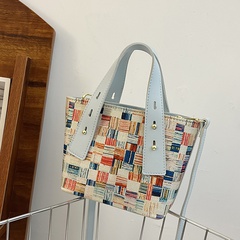 2022 New Fashion contrast color striped Messenger Bucket Bag