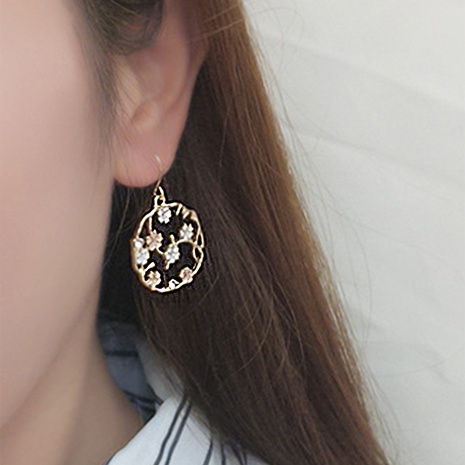 Fashion Creative Round Inlaid Flower Rhinestone Plum Alloy Earrings's discount tags