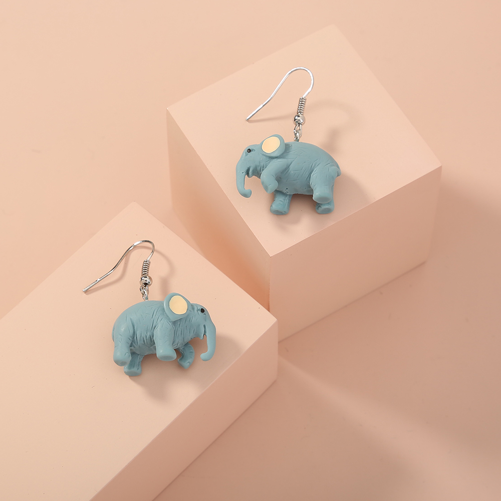 Fashion Nette Einfache Licht Blue Elephant Anhnger Harz Ohrringepicture5