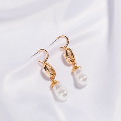 Fashion Creative Shell C- Shaped Imitation Pure White Pearl Alloy Eardrops Earrings