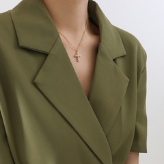 Frau Elegant Mode Kreuz Titan Stahl Künstliche Perlen Halskette Überzug Edelstahl Halsketten