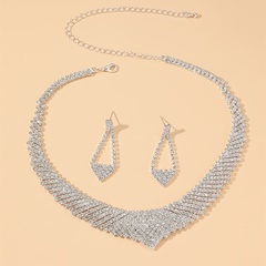 Women'S Luxury Fashion Asymmetrical Rhombus Alloy Rhinestone Earrings Necklace Jewelry Set Plating Diamond Rhinestone