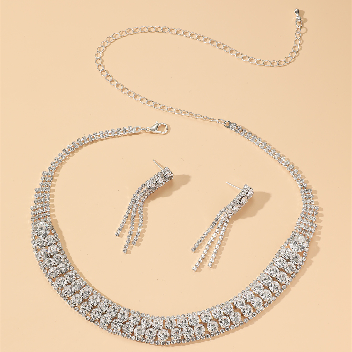 WomenS Luxury Fashion U Shape Tassel Alloy Rhinestone Earrings Necklace Jewelry Set Plating Diamond Rhinestonepicture1