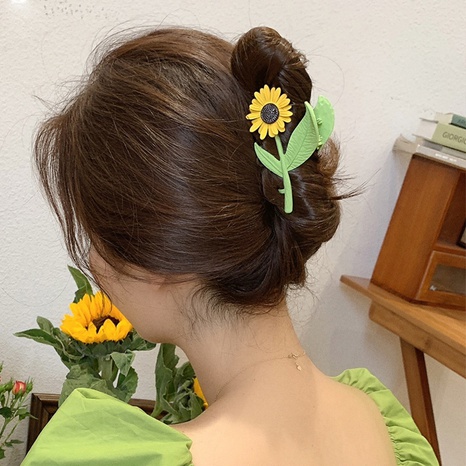 Summer Tulip New Sunflower Shaped Clip Hair Accessories Female's discount tags