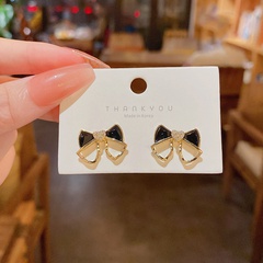 Women'S Fashion Bow Knot Copper No Inlaid Ear Studs Geometry Plating Stud Earrings