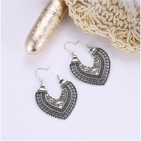 Vintage Style Heart Alloy Plating No Inlaid Earrings 1 Pair's discount tags