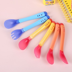 Cute Baby Shop Tableware Soft Head Safety Temperature Feeding Spoon
