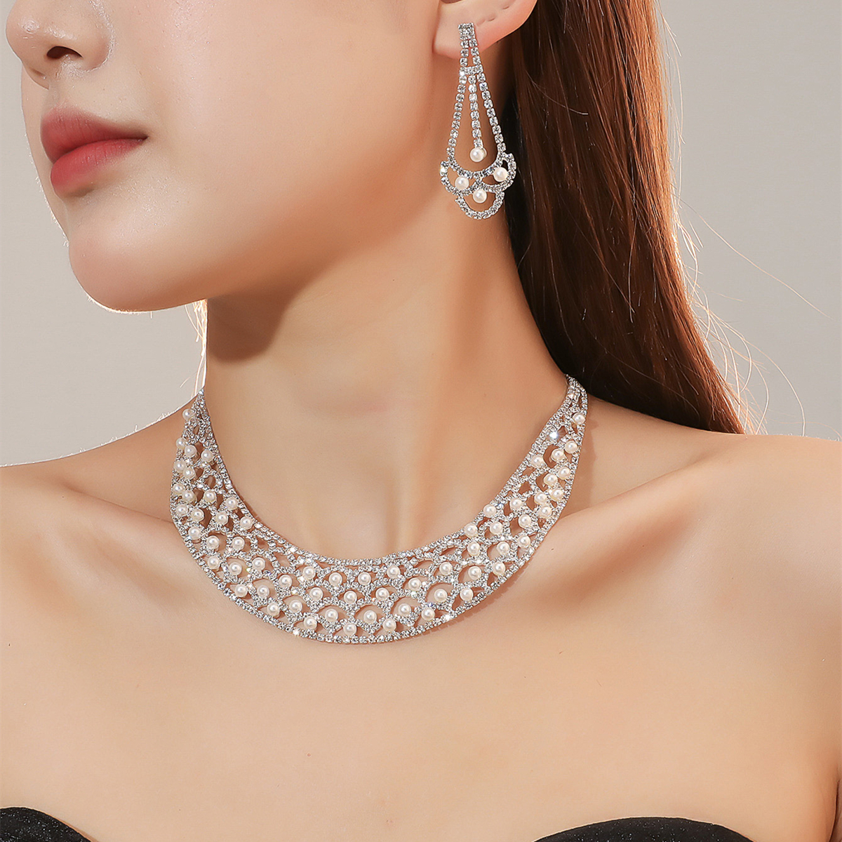 WomenS Luxury Fashion U Shape Alloy Rhinestone Earrings Necklace Jewelry Set Plating Diamond Rhinestone Pearl 1 Setpicture2