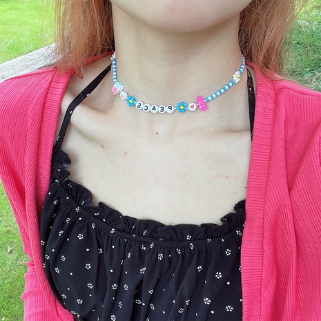 Neue Stil Sommer Blau Daisy Blume Brief Handgemachten Perlen halskette armband's discount tags