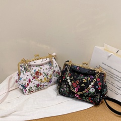 New Fashion Embroidery Thread Portable Messenger Flower Print Bag