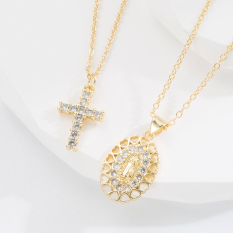 Mode Menschlich Kreuzen Herzform Kupfer Halskette Mit Anhänger Vergoldet Aushöhlen Zirkon Kupfer Halsketten's discount tags