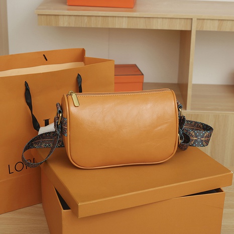 Mode Einfarbig Quadrat Reißverschluss Tasche In Kissenform's discount tags