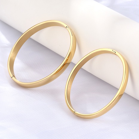 Simple Style Circle Stainless Steel Bangle Plating Stainless Steel Bracelets 1 Pair's discount tags
