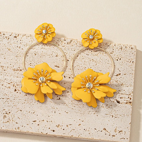 Fashion Round Flower Alloy Splicing Inlay Artificial Rhinestones Earrings's discount tags