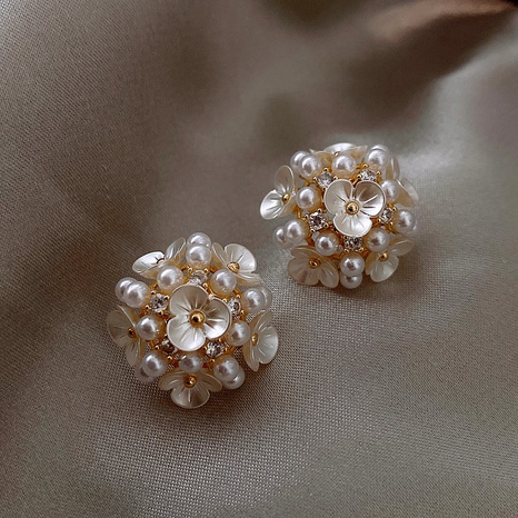 Fashion Flower Alloy Inlay Artificial Pearls Ear Studs's discount tags