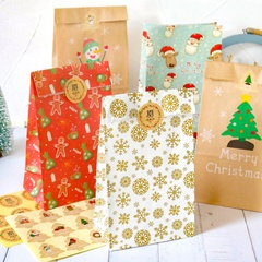 Weihnachts-Kraft papiertüte Amazon Weihnachts geschenk tasche Geschenk verpackung Tasche Süßigkeiten Tasche 12 Sätze mit Weihnachts aufklebern
