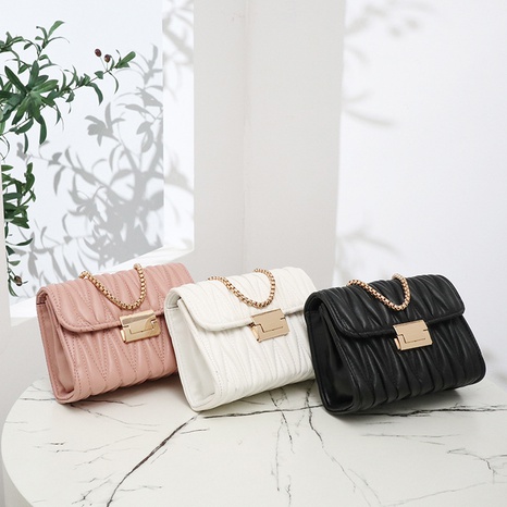 Fashion Stripe Quilted Square Buckle Square Bag's discount tags