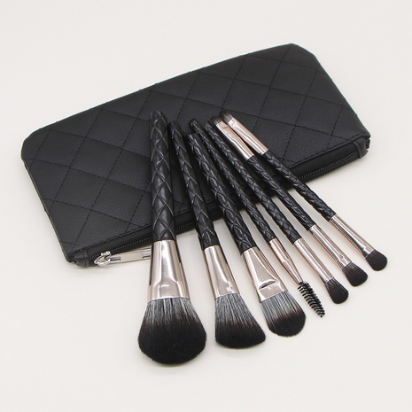 Mode Blanche Le Noir Fibre Artificielle Poignée En Plastique Sets D'outils De Maquillage 1 Jeu's discount tags