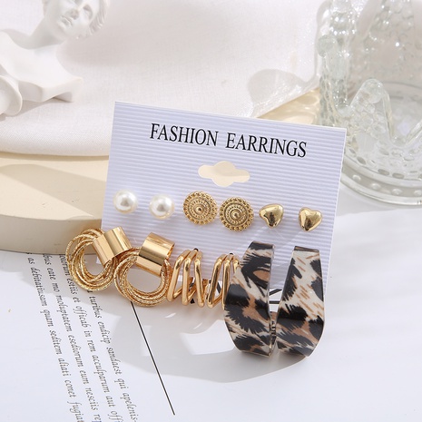 Simple Style Round Heart Shape Metal Plating Metal Earrings 6 Pairs's discount tags