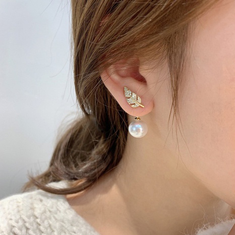 Sweet Leaf Metal Plating Artificial Rhinestones Artificial Pearls Earrings's discount tags