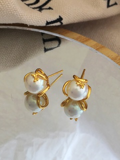 Einfacher Stil Bogenknoten Kupfer Ohrstecker Vergoldet Perle Kupfer Ohrringe