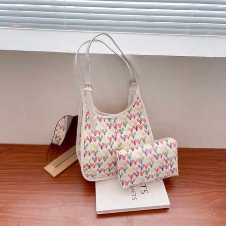Fashion Heart Shape Printing Bucket Zipper Tote Bag's discount tags