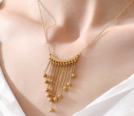 Einfacher Stil Dreieck Titan Stahl Halskette Mit Anhänger Quaste Perlen Edelstahl Halsketten