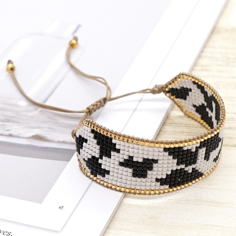 Fashion Leopard Glass Beaded Bracelets's discount tags
