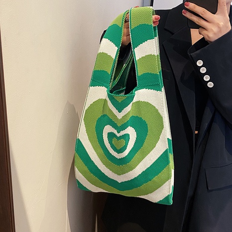 Fashion Heart Shape Bucket Open Shoulder Bag's discount tags
