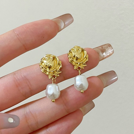 Retro Flower Imitation Pearl Alloy Pleated Earrings's discount tags