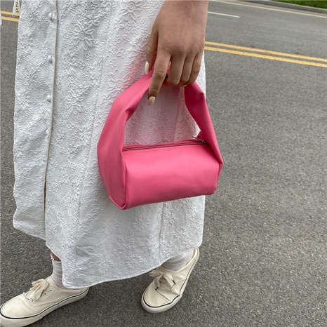 Women'S Small Spring&Summer PU Leather Solid Color Streetwear Pillow Shape Zipper Shoulder Bag's discount tags