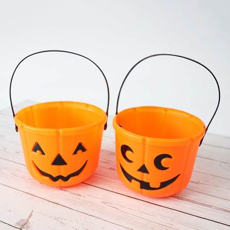 Halloween Pumpkin Plastic Party Gift Wrapping Supplies's discount tags