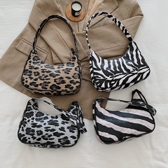 Women'S Small All Seasons PU Leather Zebra Leopard Fashion Square Zipper Underarm Bag