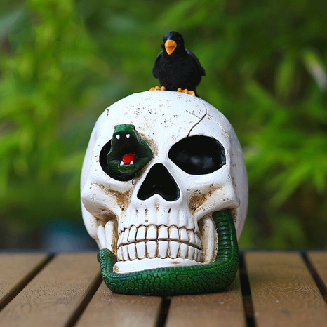Halloween Skull Synthetic Resin Party Ornaments's discount tags