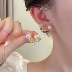 Sweet Flower Alloy Artificial Pearls Ear Studs