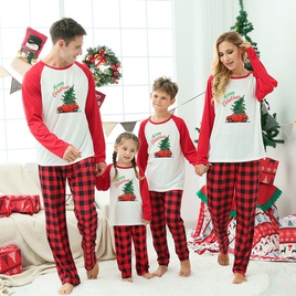 Fashion Christmas Tree Letter Polyester Family Matching Outfitspicture49