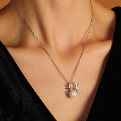 Cute Antlers Alloy Inlay Artificial Pearls Rhinestones Women'S Pendant Necklace 1 Piece
