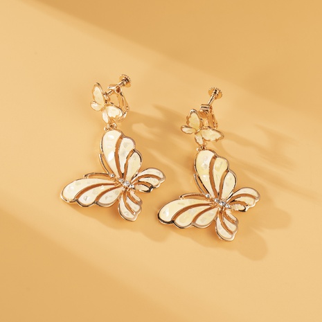 Sweet Butterfly Alloy Plating Rhinestones Women'S Drop Earrings 1 Pair's discount tags