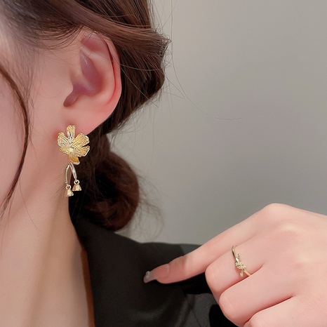 Simple Style Flower Copper Drop Earrings Plating Copper Earrings 1 Pair's discount tags