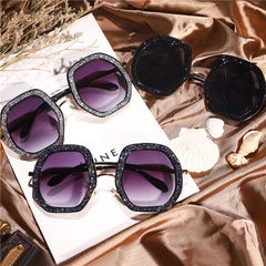 Fashion Solid Color Resin Polygon Diamond Full Frame Women's Sunglasses