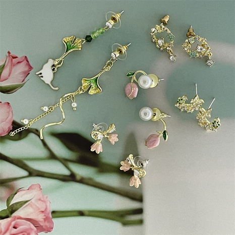Fashion Wreath Ginkgo Leaf Alloy Enamel Artificial Pearls Rhinestones Women'S Drop Earrings 1 Pair's discount tags