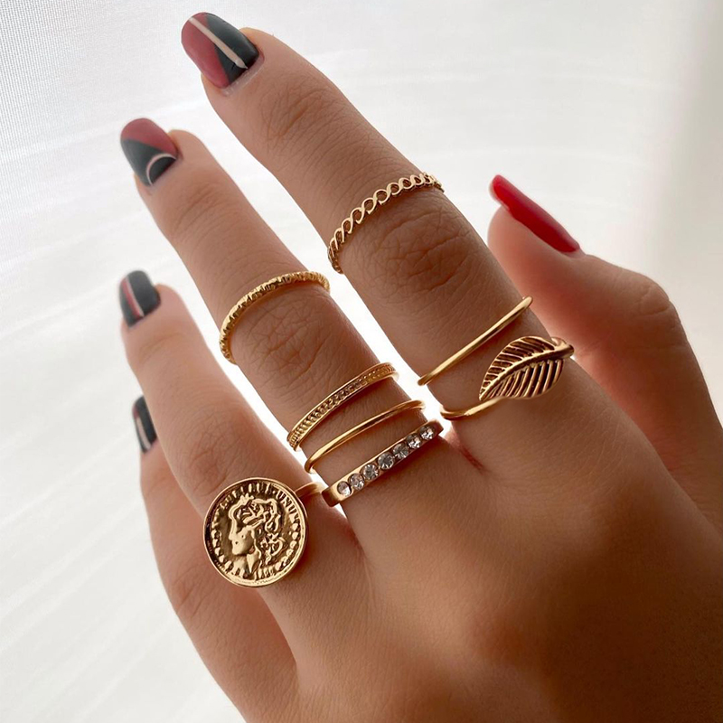 Fashion Geometric Leaf Alloy Gold Plated WomenS Rings 1 Setpicture1